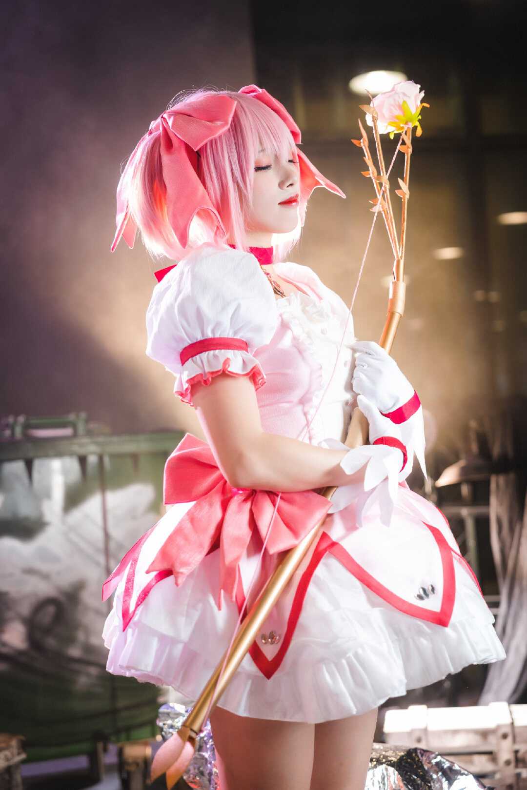 抬起头在更热烈的风里相遇吧