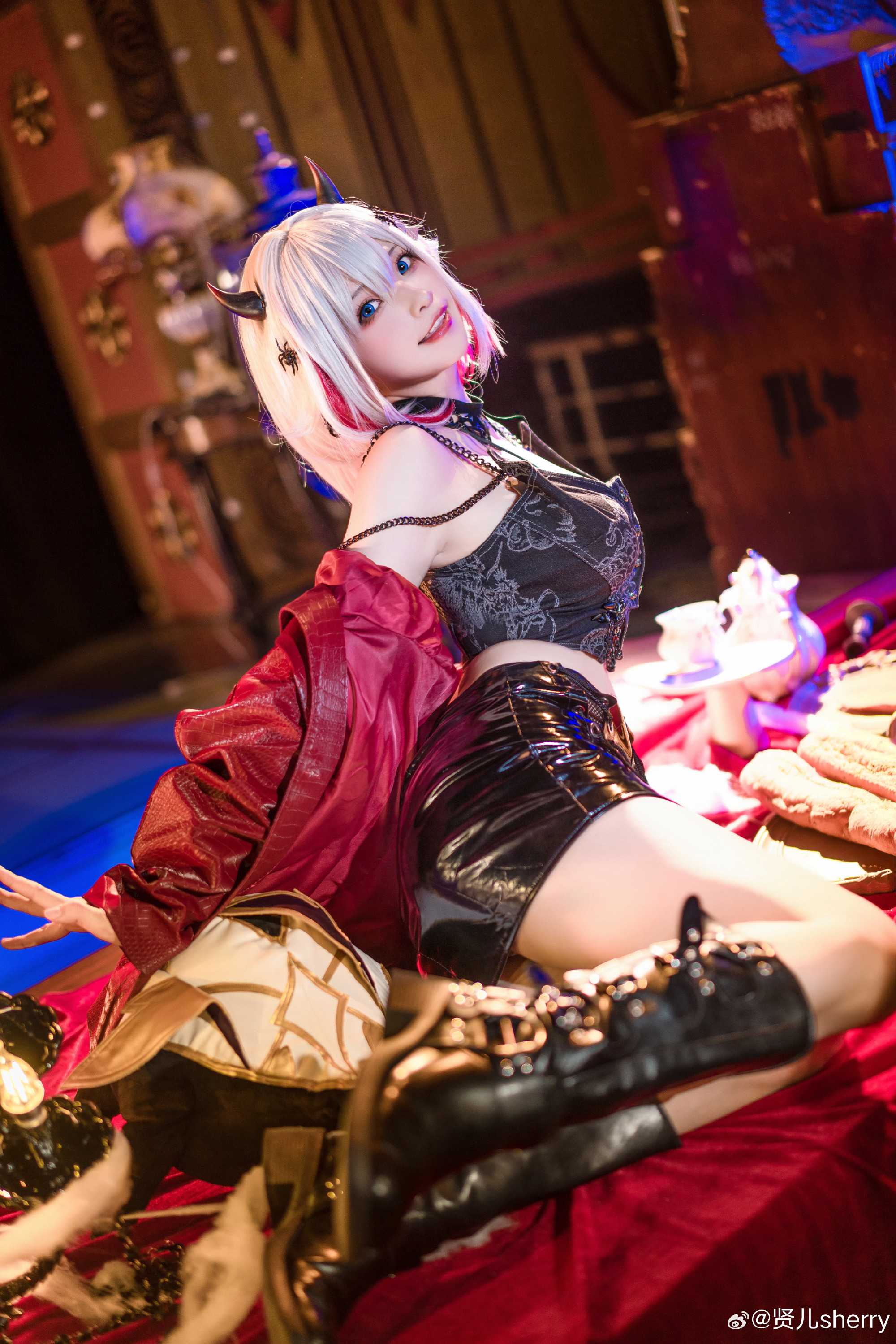 自己尝试了下托帕万圣节的搭配~合不合适呀